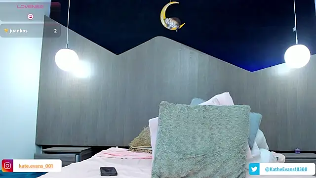 Snapshot of kate_evans1 chatting on 02.25.26 kate evans1 online show from 02.25.26