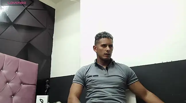 Snapshot of Chris_Dick23 chatting on 12.28.24 Chris Dick23 online show from 12.28.24