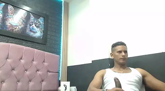 Snapshot of Chris_Dick23 chatting on 01.14.25 Chris Dick23 online show from 01.14.25