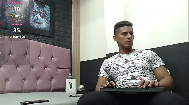 Snapshot of Chris_Dick23 chatting on 01.18.25 Chris Dick23 online show from 01.18.25