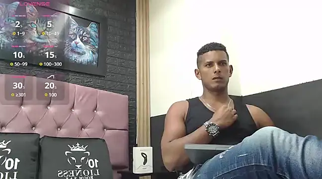 Snapshot of Chris_Dick23 chatting on 02.18.25 Chris Dick23 online show from 02.18.25