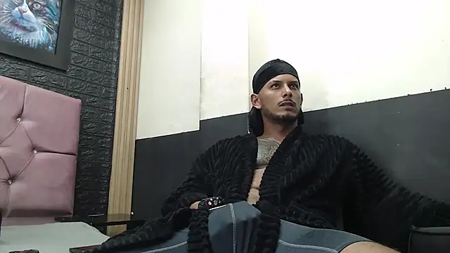 Snapshot of Chris_Dick23 chatting on 10.12.25 Chris Dick23 online show from 10.12.25