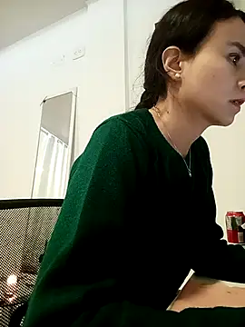 Snapshot of reme_ark23 chatting on 11.20.25 reme ark23 online show from 11.20.25