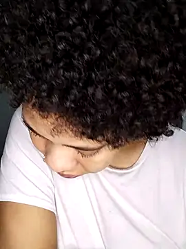 Su Duarte 1 online show from 10.05.25