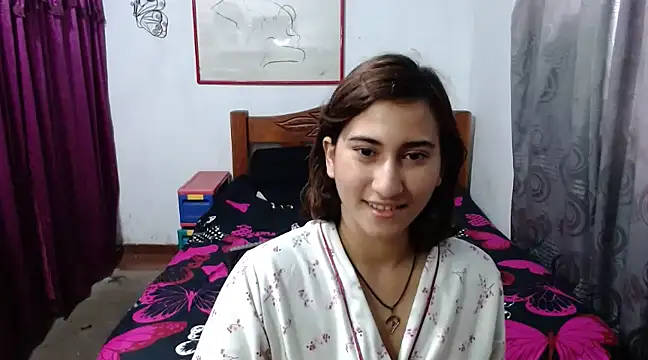 Snapshot of LadyMilk003 chatting on 12.05.24 LadyMilk003 online show from 12.05.24