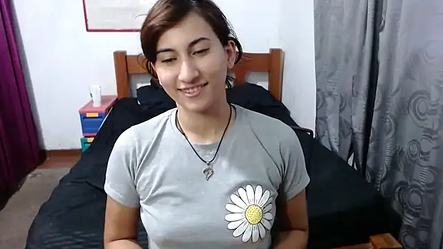 Snapshot of LadyMilk003 chatting on 12.23.24 LadyMilk003 online show from 12.23.24