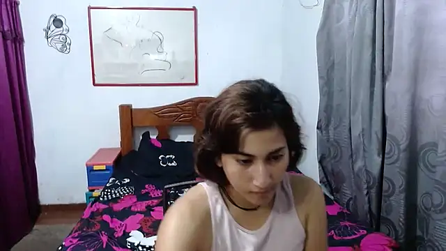 Snapshot of LadyMilk003 chatting on 12.27.24 LadyMilk003 online show from 12.27.24