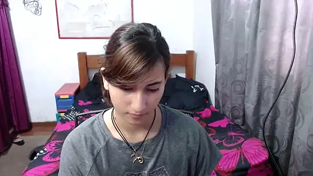 Snapshot of LadyMilk003 chatting on 01.25.25 LadyMilk003 online show from 01.25.25