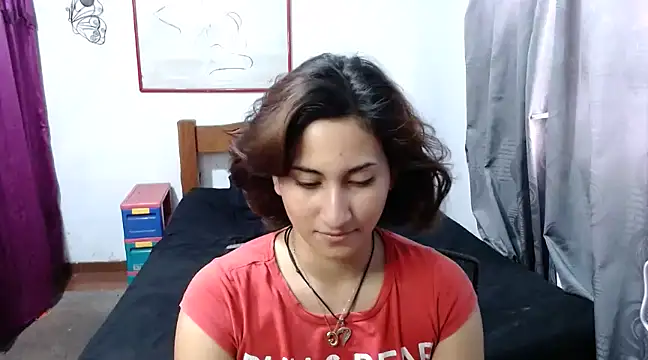 Snapshot of LadyMilk003 chatting on 02.08.25 LadyMilk003 online show from 02.08.25