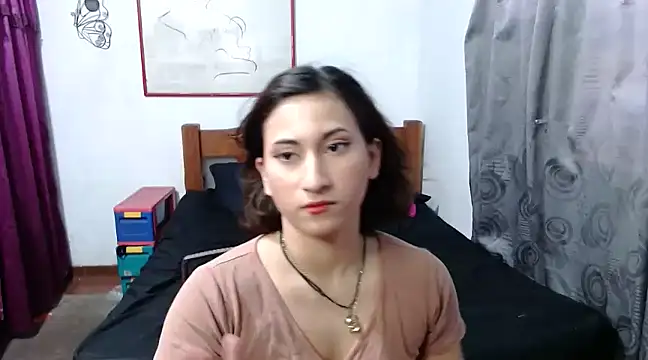 Snapshot of LadyMilk003 chatting on 02.10.25 LadyMilk003 online show from 02.10.25