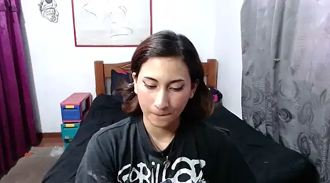 Snapshot of LadyMilk003 chatting on 02.11.25 LadyMilk003 online show from 02.11.25