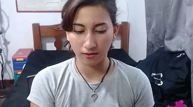 Snapshot of LadyMilk003 chatting on 03.10.25 LadyMilk003 online show from 03.10.25