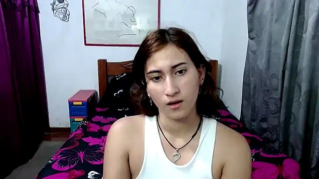 Snapshot of LadyMilk003 chatting on 09.15.25 LadyMilk003 online show from 09.15.25