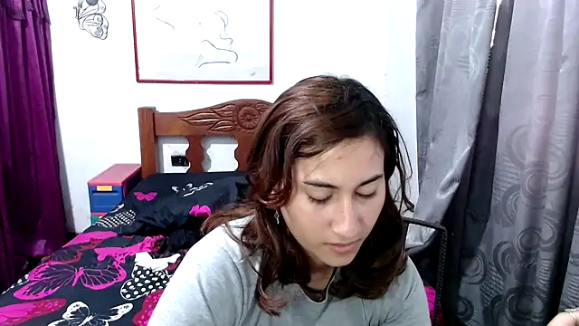 Snapshot of LadyMilk003 chatting on 10.18.25 LadyMilk003 online show from 10.18.25