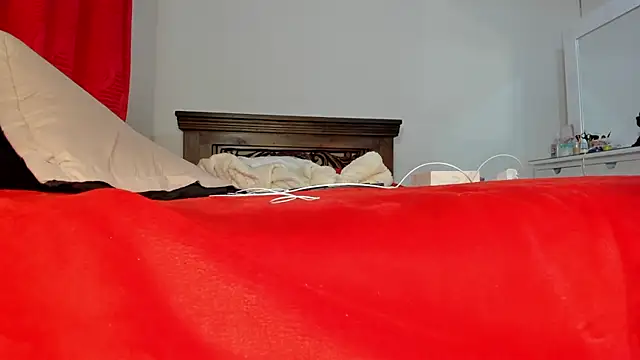 Karentatiana  online show from 12.31.24