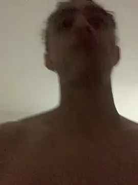 Snapshot of JovenDesobediente chatting on 10.18.25 JovenDesobediente online show from 10.18.25