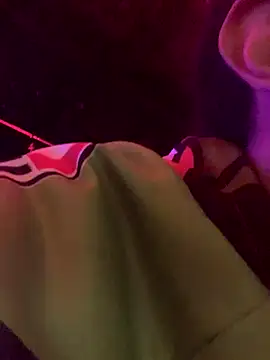 Snapshot of JovenDesobediente chatting on 10.20.25 JovenDesobediente online show from 10.20.25