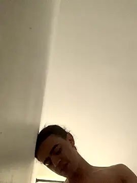 Snapshot of JovenDesobediente chatting on 11.09.25 JovenDesobediente online show from 11.09.25