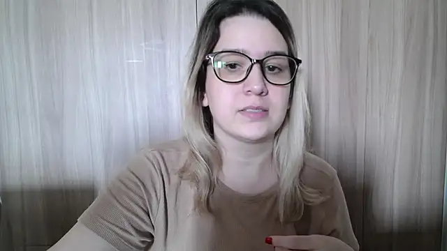 amooraaamoon online show from 01.09.25