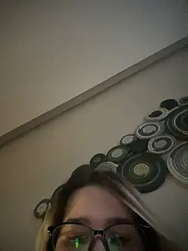 amooraaamoon online show from 01.14.25