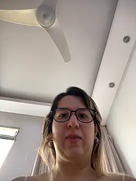 amooraaamoon online show from 11.03.25