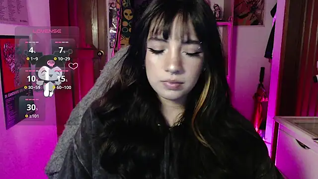 Snapshot of ninfa1_ch chatting on 10.24.25 ninfa1 ch online show from 10.24.25