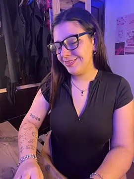 Snapshot of agoosvokk chatting on 10.01.25 agoosvokk online show from 10.01.25