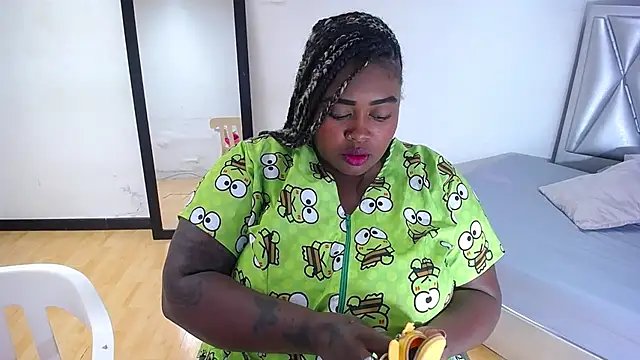 exotic karmella online show from 10.06.25