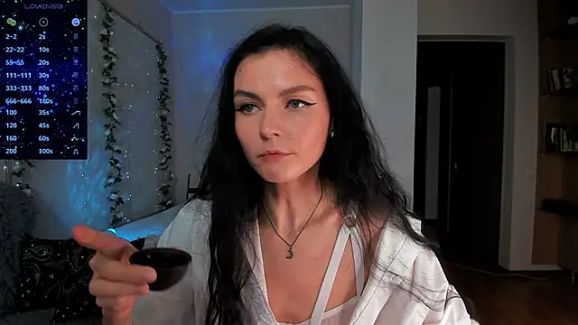 -danae- online show from 01.10.25