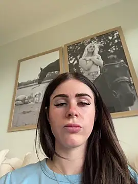 aus queen online show from 03.26.26