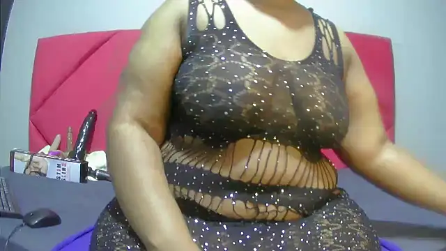 Snapshot of assqueenxx chatting on 02.10.25 assqueenxx online show from 02.10.25