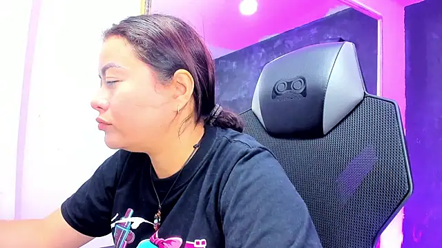 DarlingBDSM  online show from 11.21.25