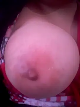 Snapshot of carmelasexy chatting on 10.21.25 carmelasexy online show from 10.21.25