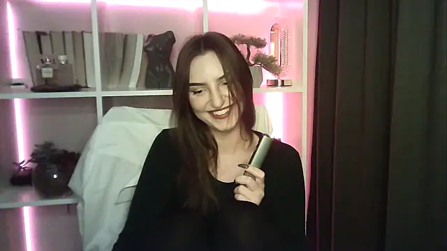 X Alisa online show from 11.16.25