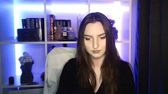 X Alisa online show from 02.22.26