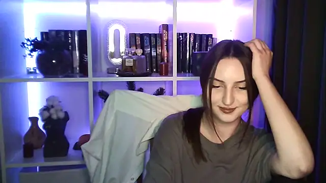 X Alisa online show from 04.25.26