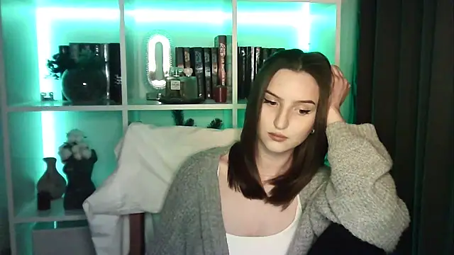 X Alisa online show from 04.27.26