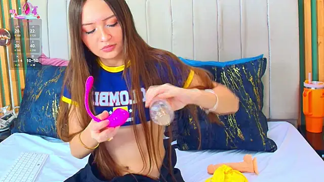 katlyn martins online show from 03.06.25