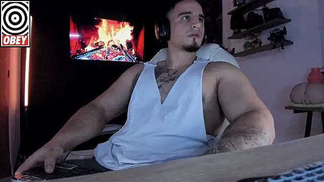 kingbear777 online show from 10.02.25