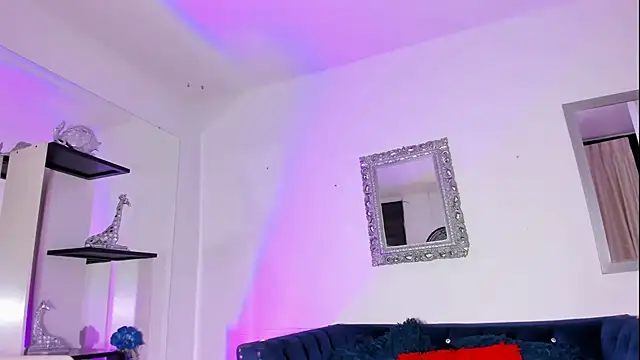 Orianadollx online show from 12.17.24