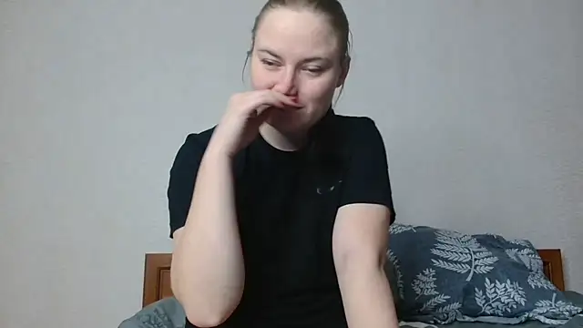 ElenaMaeer online show from 01.10.25