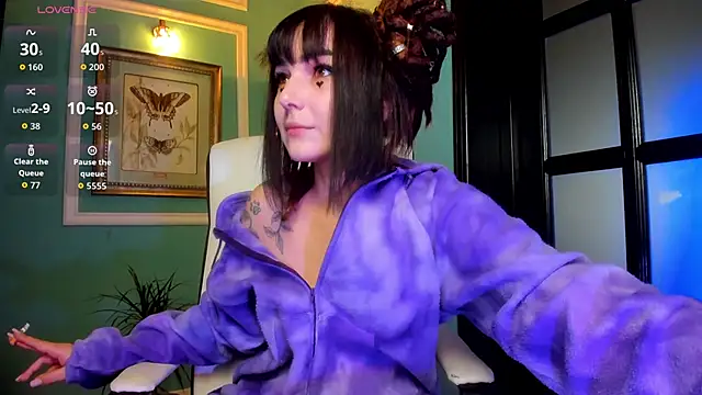 1Munique online show from 10.07.25