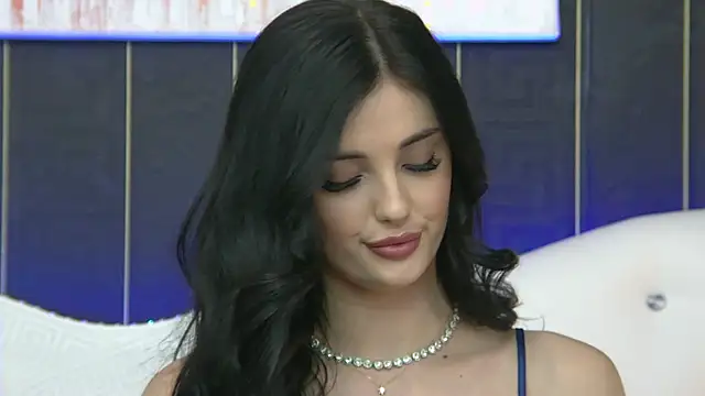 SophiaVilner online show from 12.20.24
