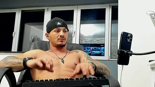 chrismaster12 online show from 12.08.24