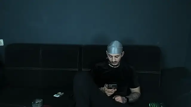 chrismaster12 online show from 02.13.25