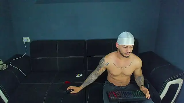 chrismaster12 online show from 02.26.25