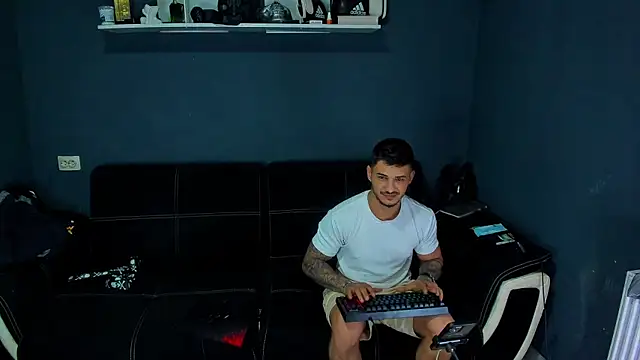 chrismaster12 online show from 03.14.25