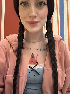 Melissa crazy online show from 11.14.25