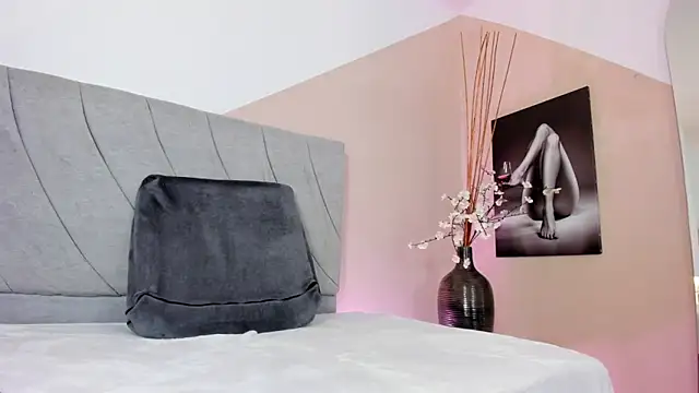 angieebaezz online show from 03.12.25