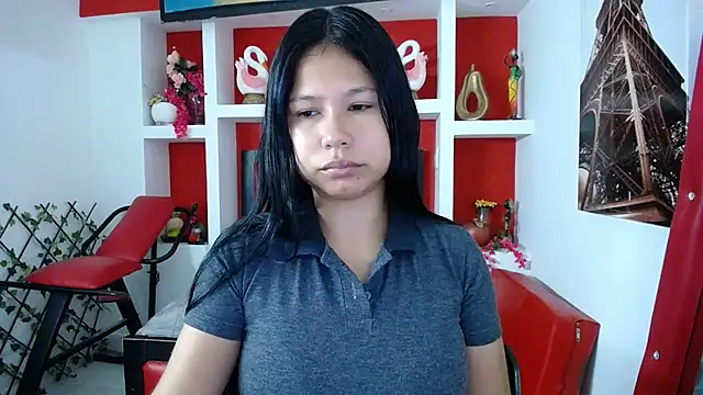 Letty Plugxo online show from 09.23.25